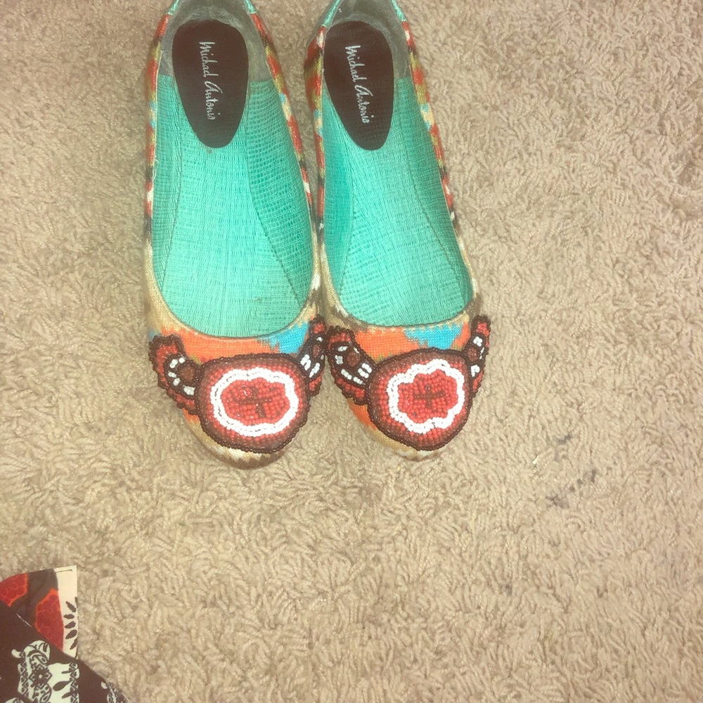 Multicolor flat